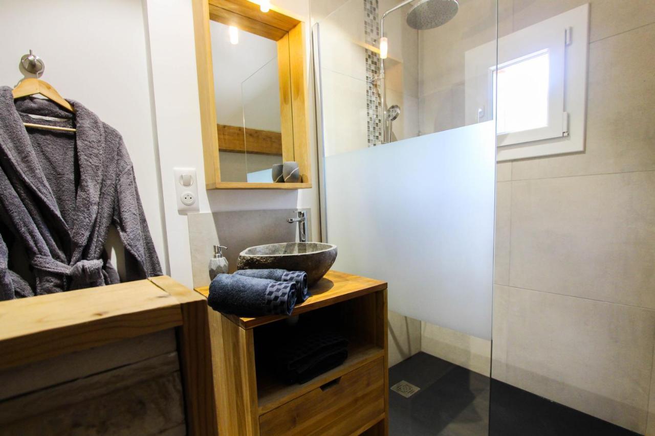 L'Etang De La Tourne Bed & Breakfast Les Marches ภายนอก รูปภาพ