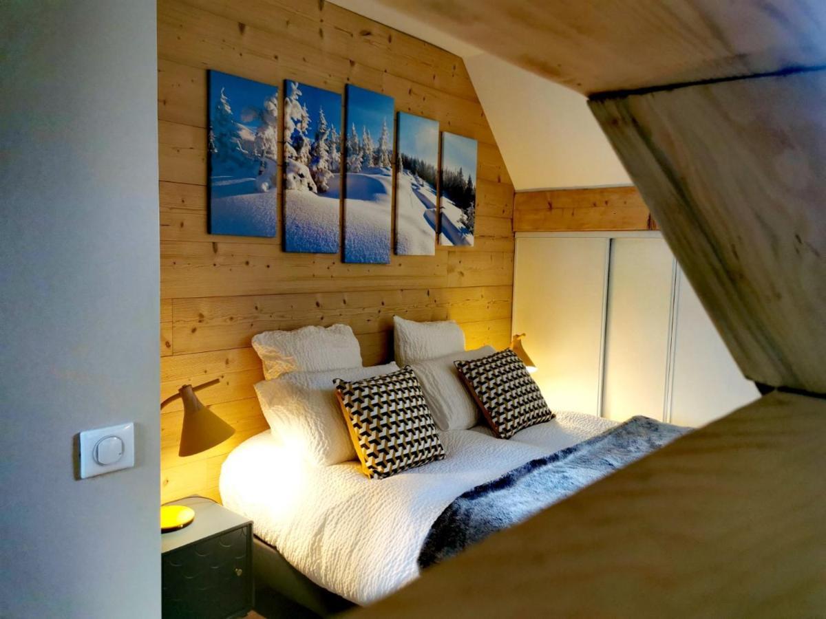 L'Etang De La Tourne Bed & Breakfast Les Marches ภายนอก รูปภาพ