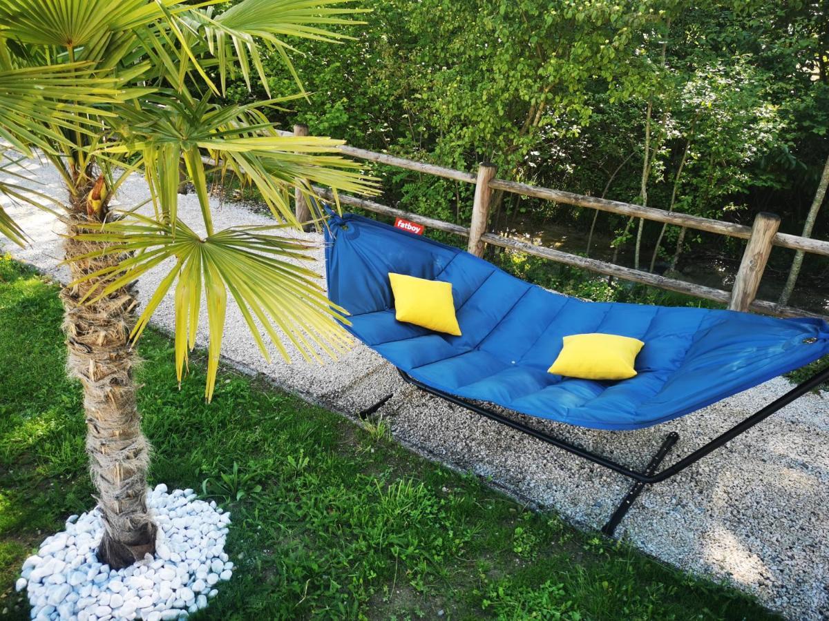 L'Etang De La Tourne Bed & Breakfast Les Marches ภายนอก รูปภาพ